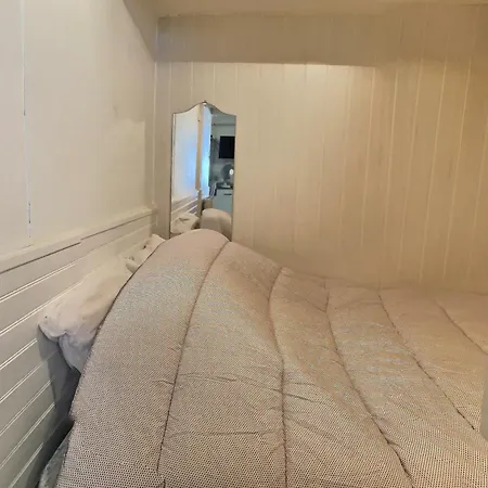 Reno Ld183 Apartment